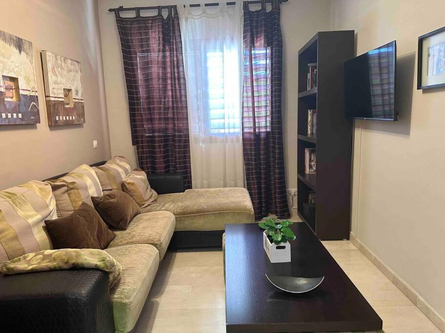 Montequinto Modern 5-Bedroom Villa With Pool מראה חיצוני תמונה