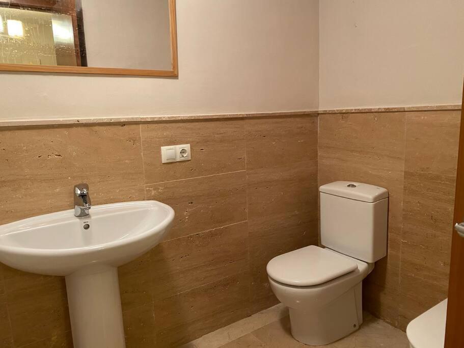 Montequinto Modern 5-Bedroom Villa With Pool מראה חיצוני תמונה