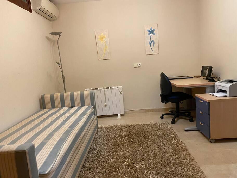 Montequinto Modern 5-Bedroom Villa With Pool מראה חיצוני תמונה