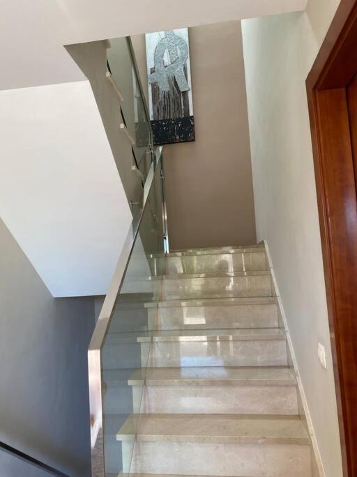 Montequinto Modern 5-Bedroom Villa With Pool מראה חיצוני תמונה