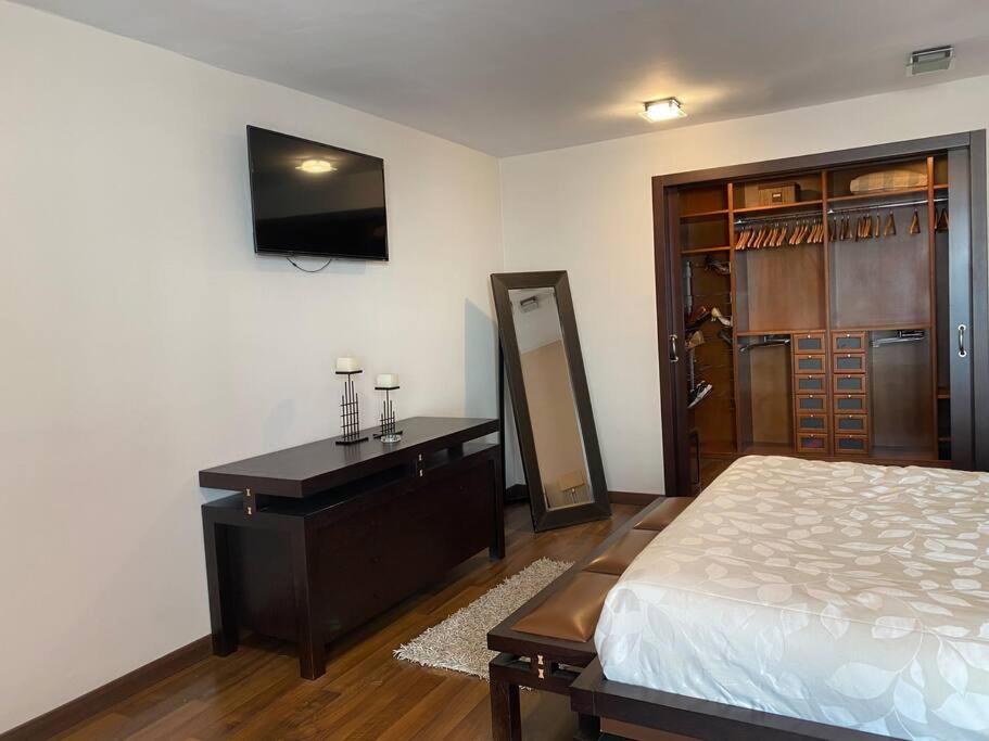 Montequinto Modern 5-Bedroom Villa With Pool מראה חיצוני תמונה
