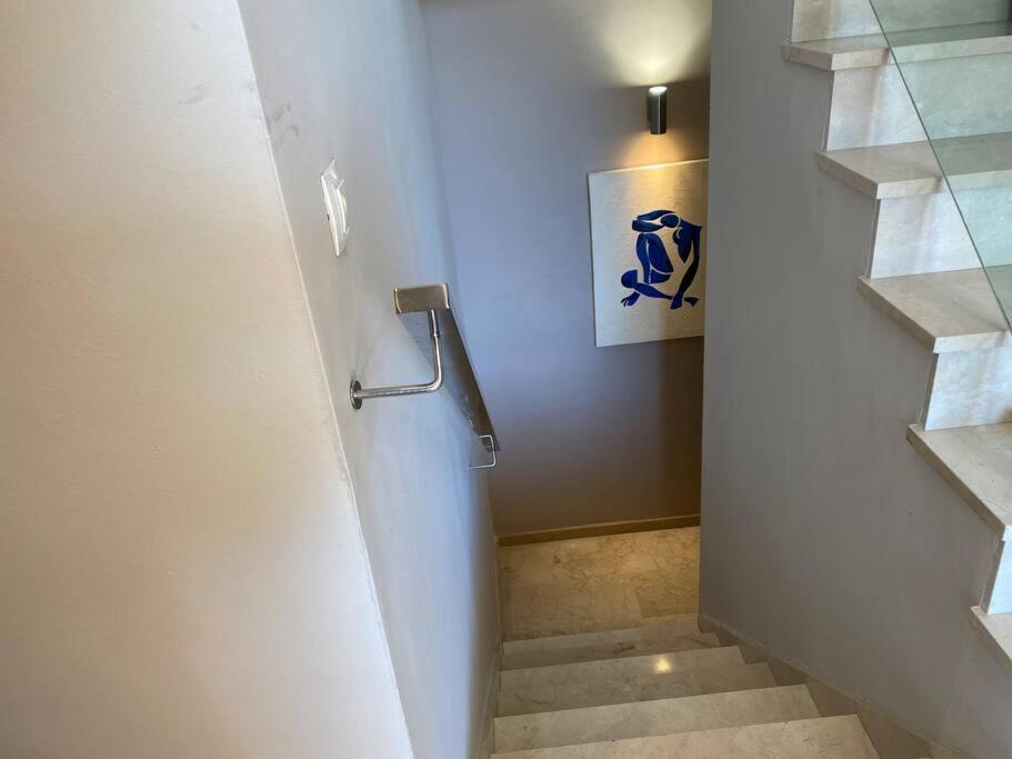 Montequinto Modern 5-Bedroom Villa With Pool מראה חיצוני תמונה